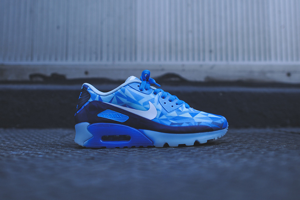 Nike Air Max 90 ICE Barely Blue 6