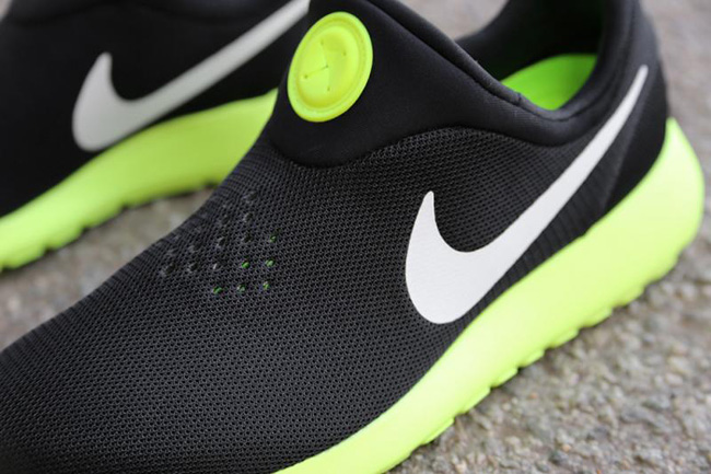 Nike Roshe Run Slip On Black White Volt 3