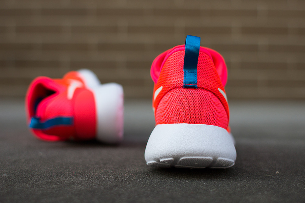 Nike Roshe RunSlip On Laser Crimson 6 1000x666