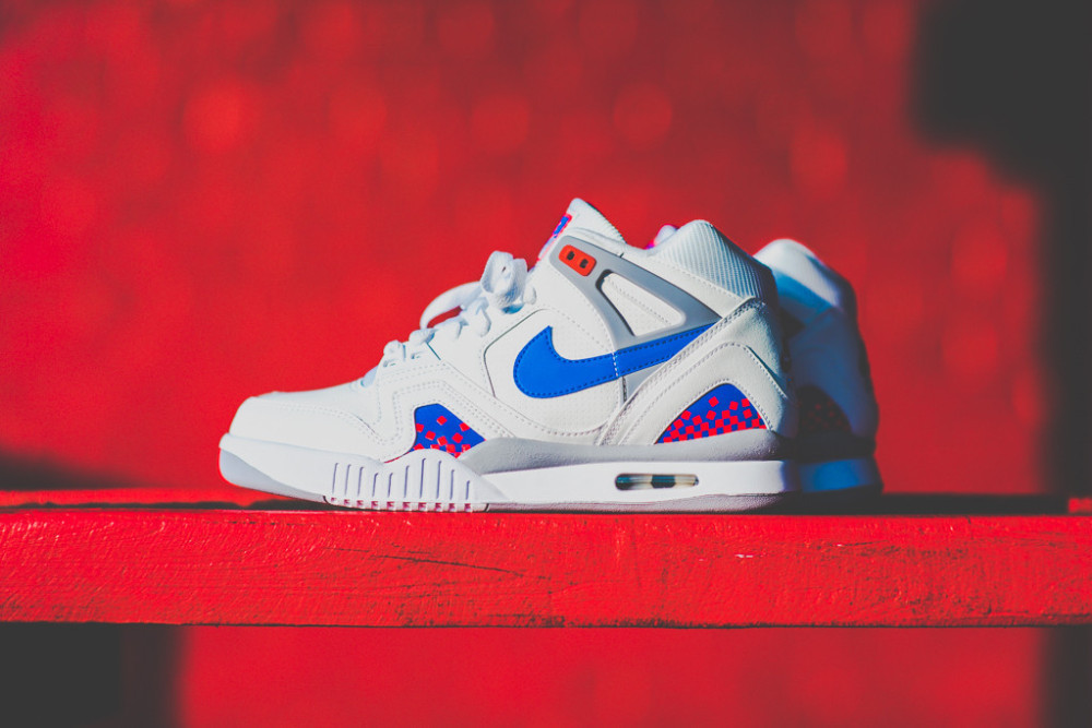 Nike Air Tech Challenge II White Royal Blue 2 1000x667