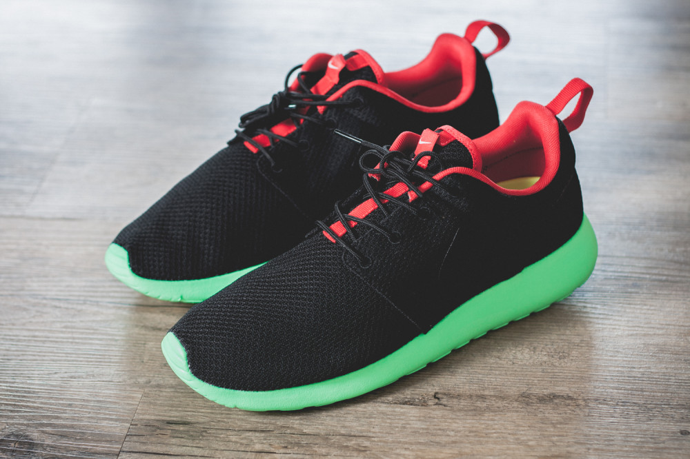 NikeiD Roshe Run Yeezy 1 1000x666