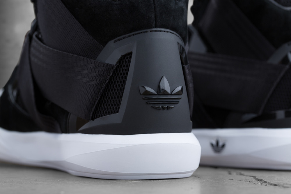 adidas Originals C 10 Black White 5 1000x666