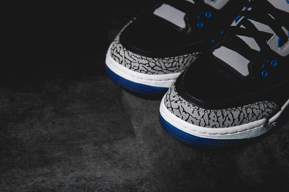 Air Jordan 3 Retro Sport Blue 5 1000x666