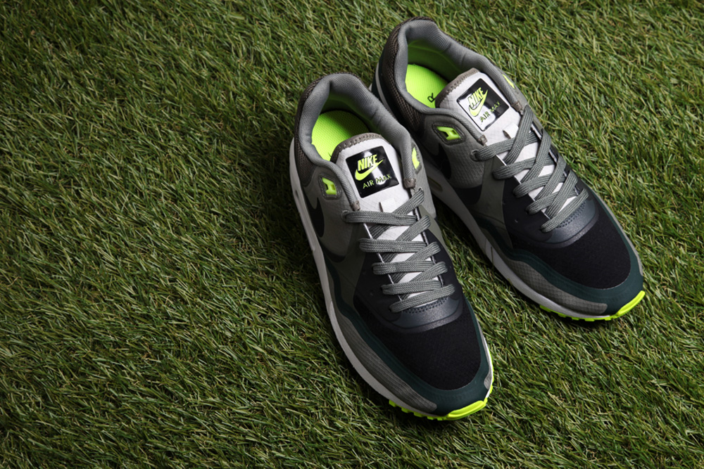 Nike Air Max Light Water Resistant Pack SNKR