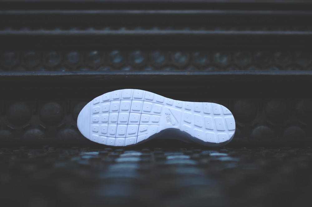 Nike Flyknit Roshe Run Black Light Armory Blue 6 1000x664