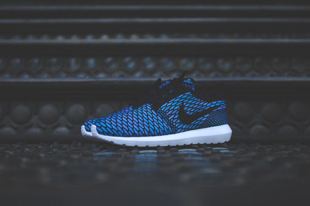 Nike Flyknit Roshe Run Black Neo Turquoise 1 1000x664