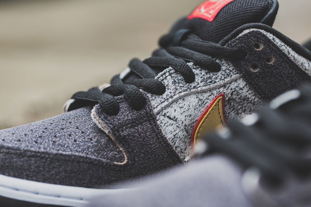 Nike SB Dunk Low Premium QS BEIJING 4 1000x666