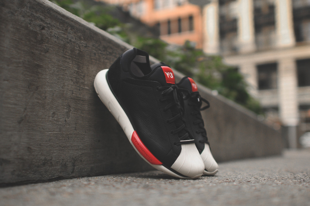 adidas Y 3 Qasa Shell Black Chalk White 1 1000x664