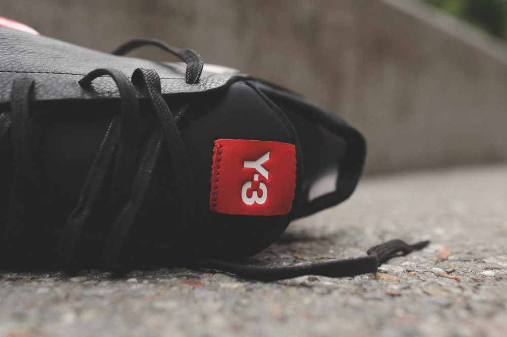 adidas Y 3 Qasa Shell Black Chalk White 8 1000x664