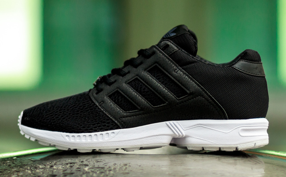 adidas ZX FLUX 2.0 Black White SNKR