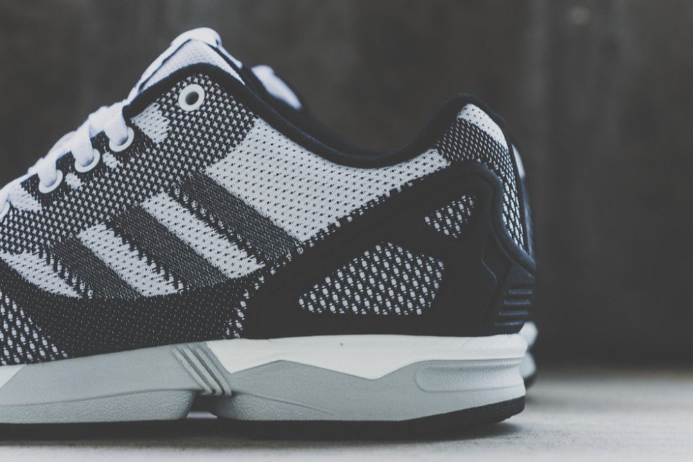 adidas ZX FLUX WEAVE White Black 5 1000x667