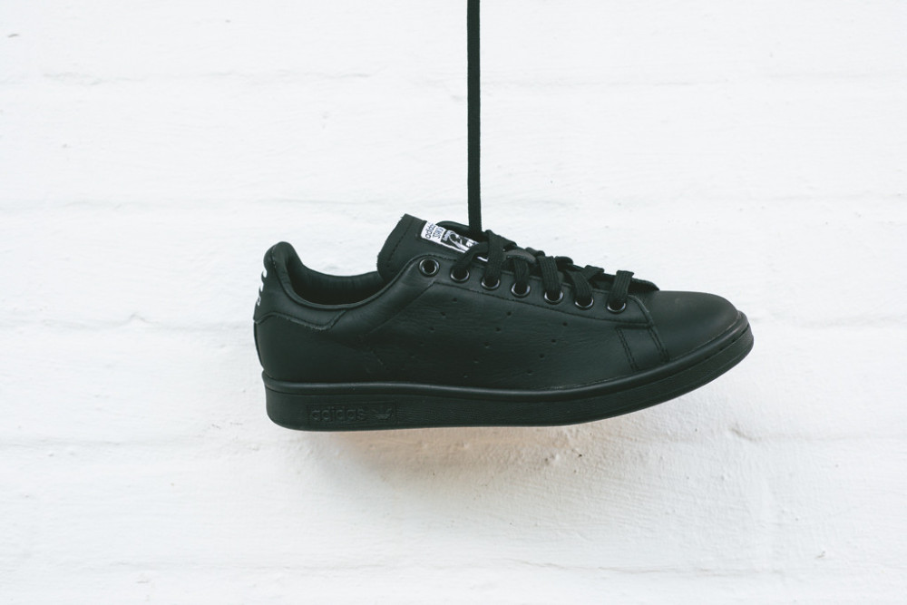 Pharell Williams x adidas Stan Smith Solid Pack Black 4 1000x667