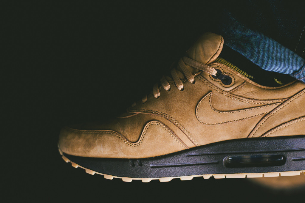 nike air max 1 flax collection