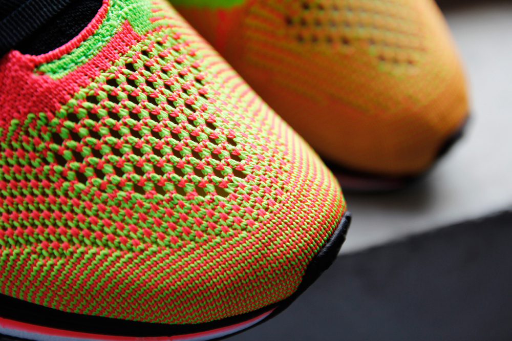 Nike Flyknit Racer Hyper Punch Volt 4 1000x666