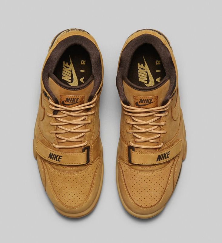 Nike Sportswear FLAX Collection 16 733x800