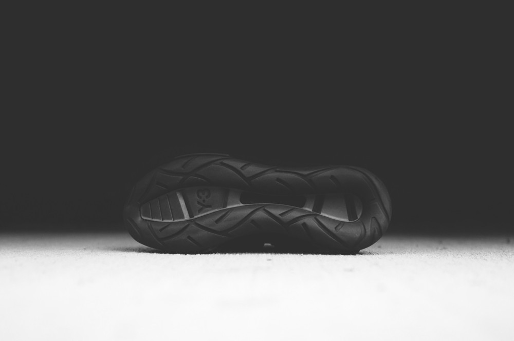 adidas Y 3 Qasa High Triple Black 5 1000x664