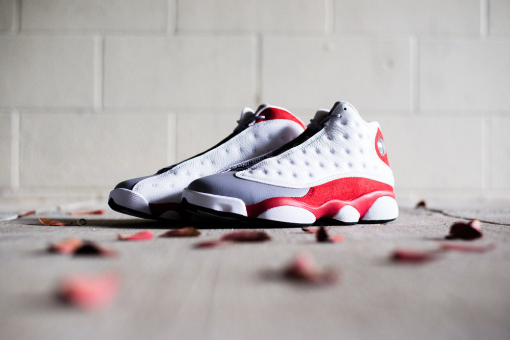 Air Jordan 13 Retro True Red 6 1000x667
