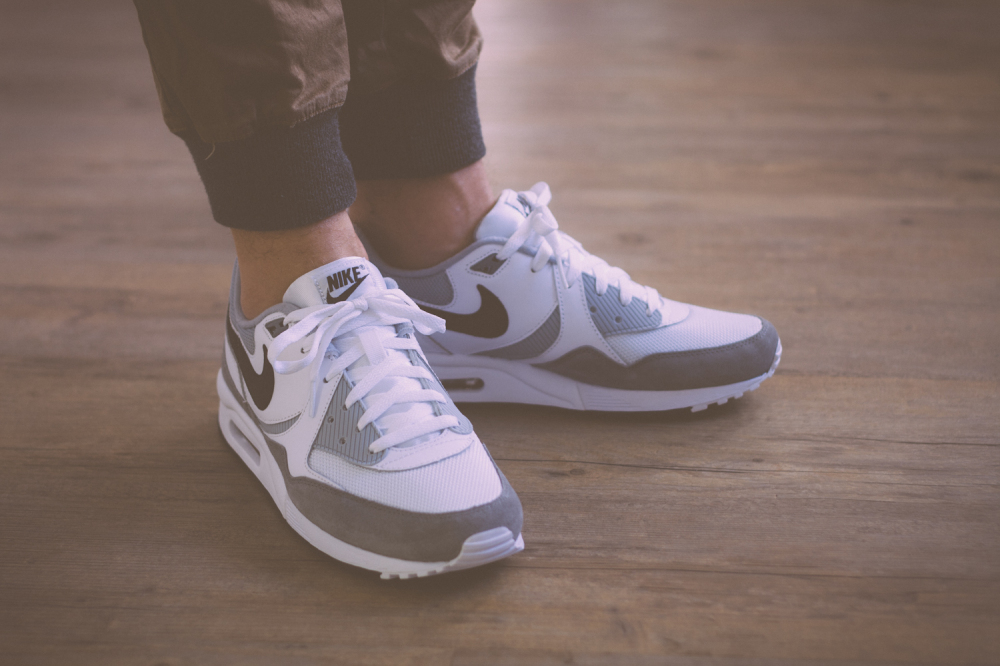 Nike Air Max Light White Grey Black Review 22 1000x666