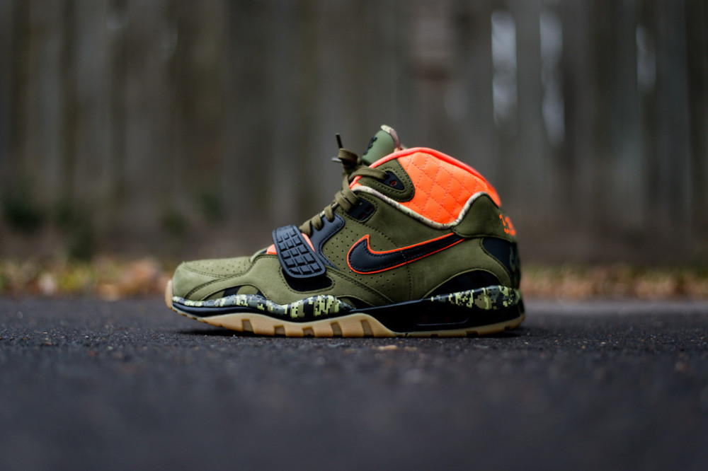 Nike Air Trainer SC II Faded Olive 1 1000x666