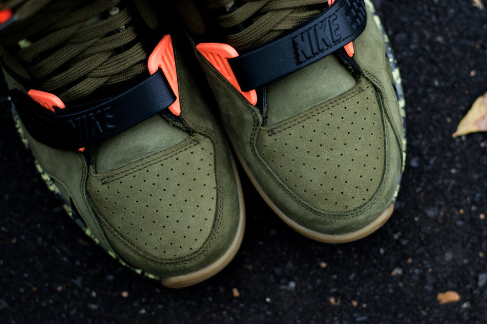 Nike Air Trainer SC II Faded Olive 4 1000x666