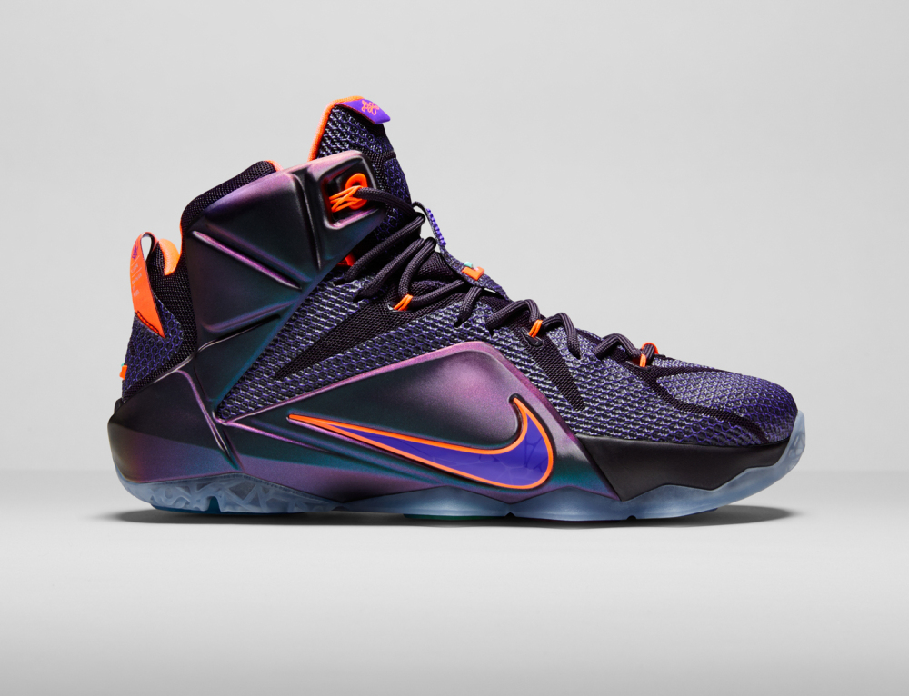 Nike LeBron 12 Personifizierte Leistung 13 1000x766