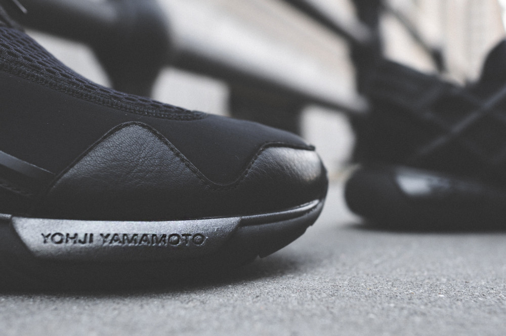 adidas Y 3 Qasa Racer Triple Black 6 1000x664