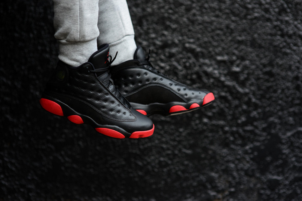 Air Jordan 13 Retro Black Gym Red 1 1000x666