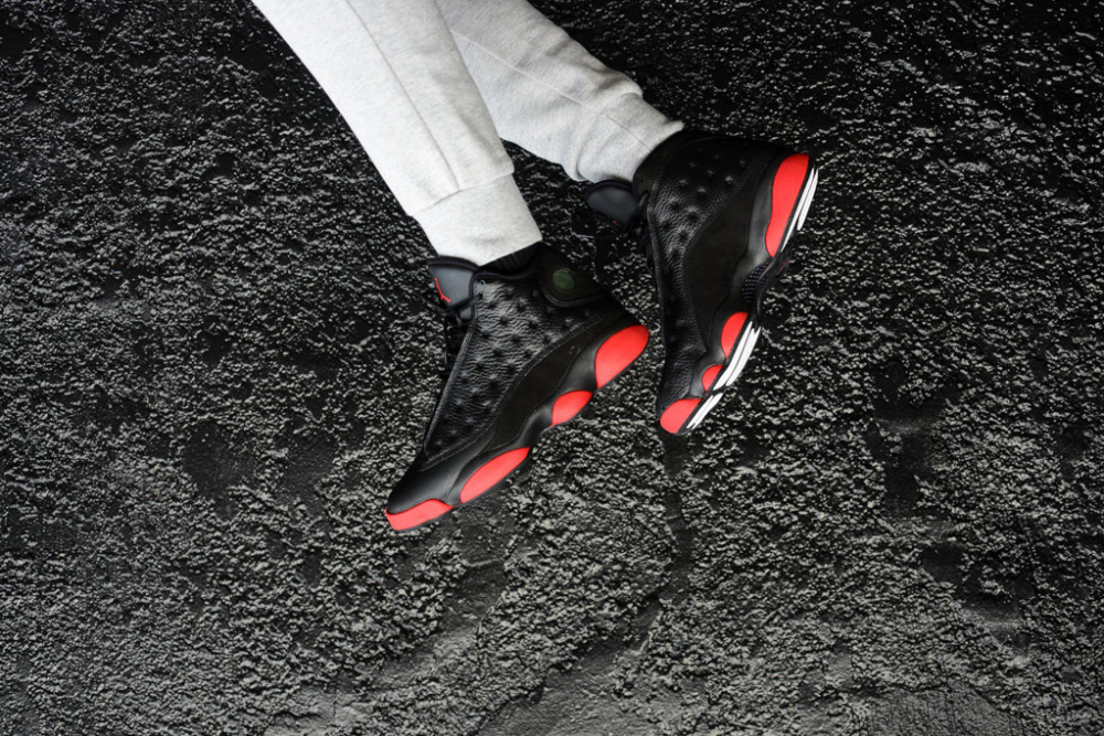 Air Jordan 13 Retro Black Gym Red 2 1000x667