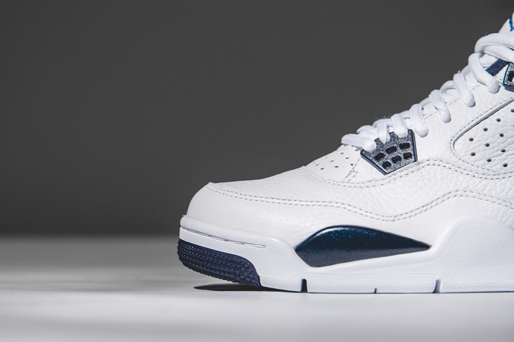 Air Jordan 4 Retro Columbia 2 1000x666