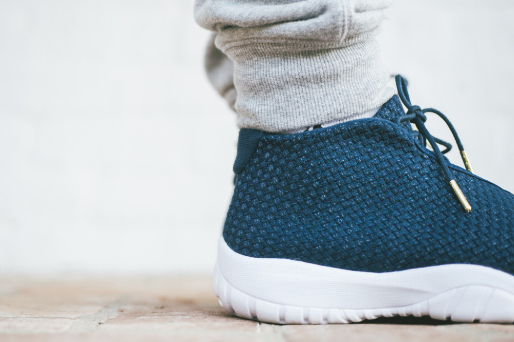 Air Jordan Future Midnight Navy 5 1000x666