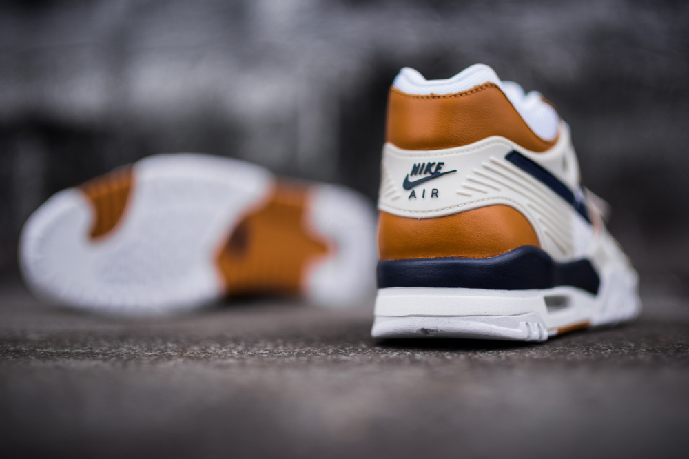 Nike Air Trainer 3 PRM Medicine Ball 4 1000x666