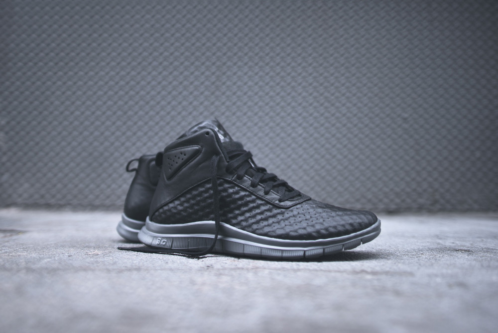 NIKE Free Hypervenom Mid Black Dark Grey 1 1000x668