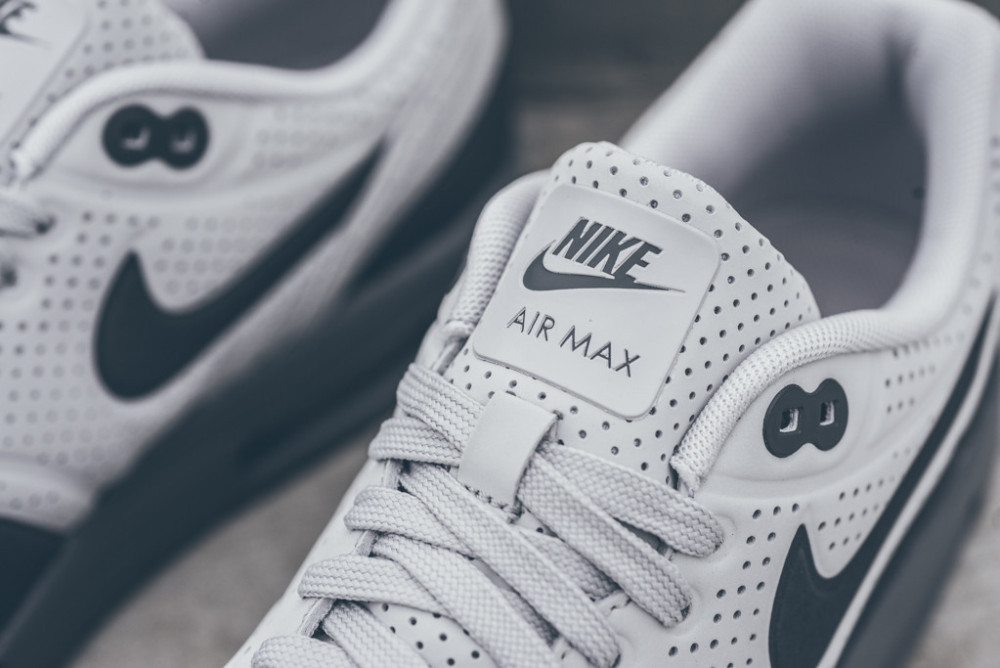 Nike Air Max 1 Ultra Moire Neutral Grey Dark Grey 2 1000x668