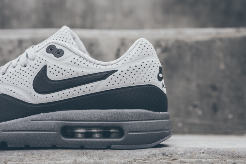 Nike Air Max 1 Ultra Moire Neutral Grey Dark Grey 6 1000x668
