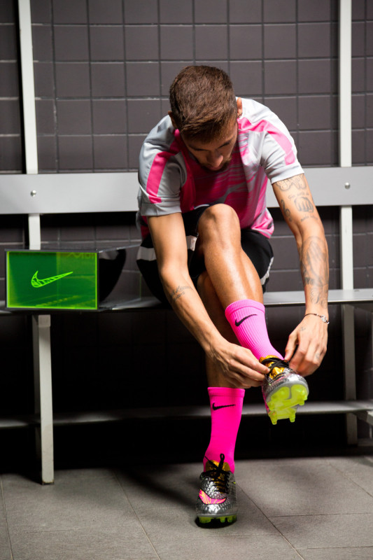 Nike Hypervenom Liquid Diamond 2 533x800