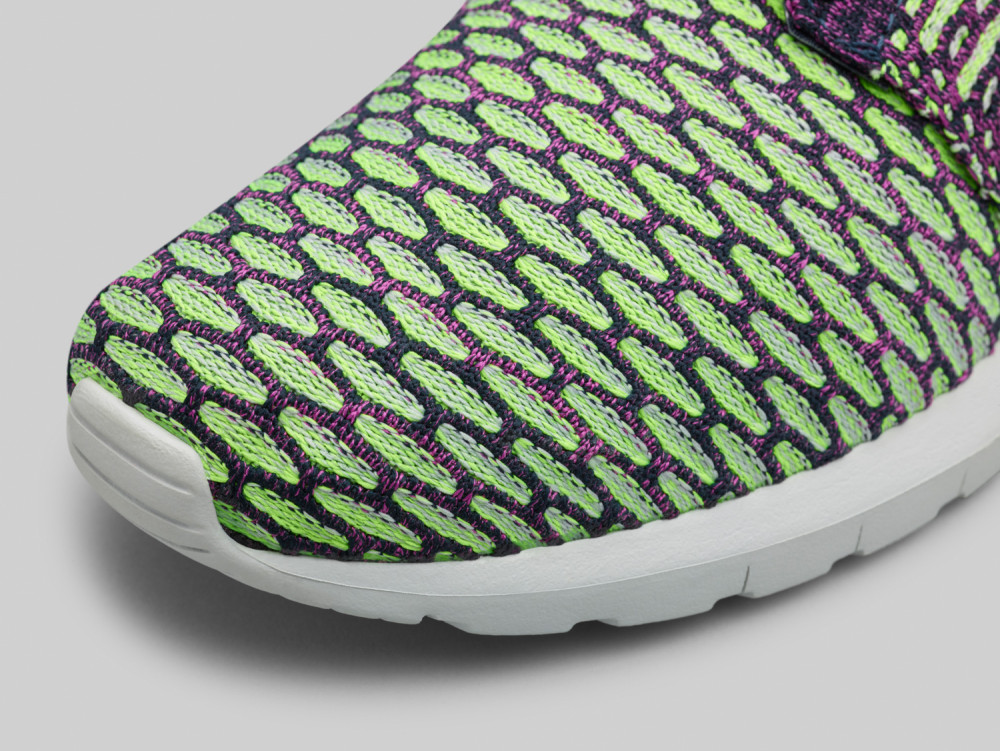 Nike Roshe Flyknit 13 1000x751