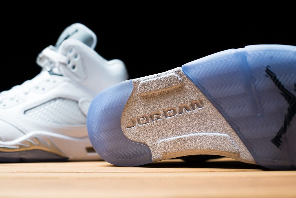 Air Jordan 5 Retro Metallic Silver 6