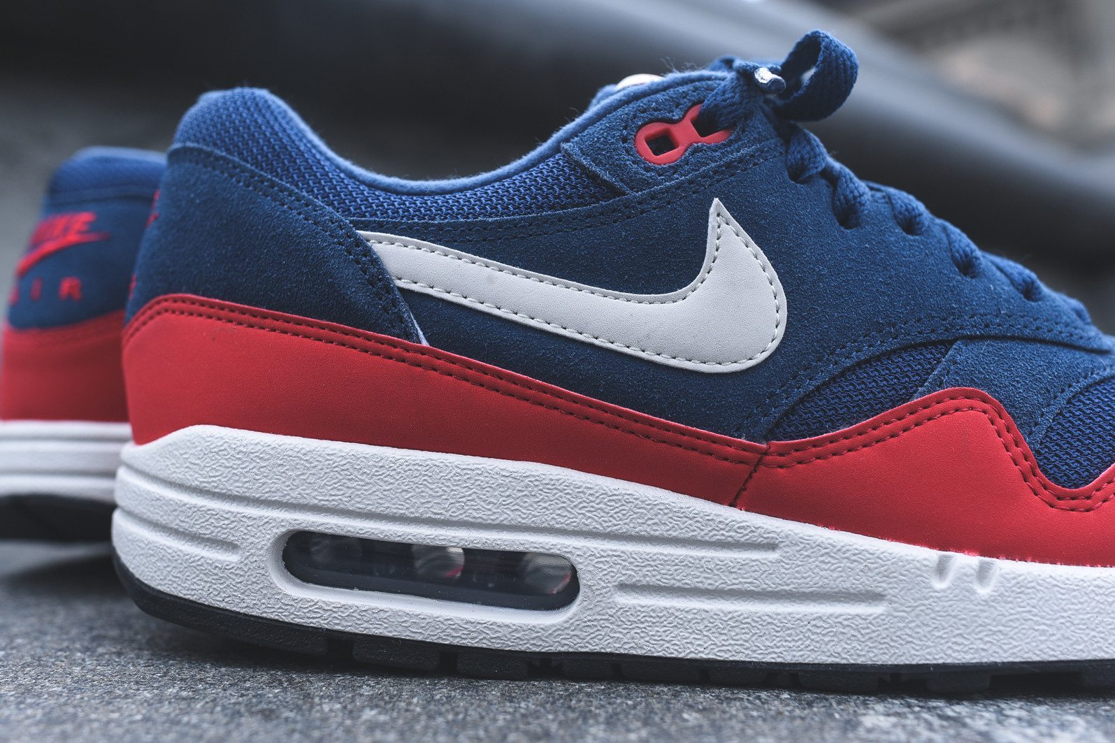 Nike Air Max 1 Essential Midnight Navy University Red 7