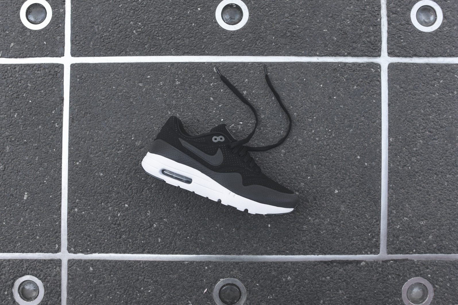Nike Air Max 1 Ultra Moire Black Dark Grey White 1