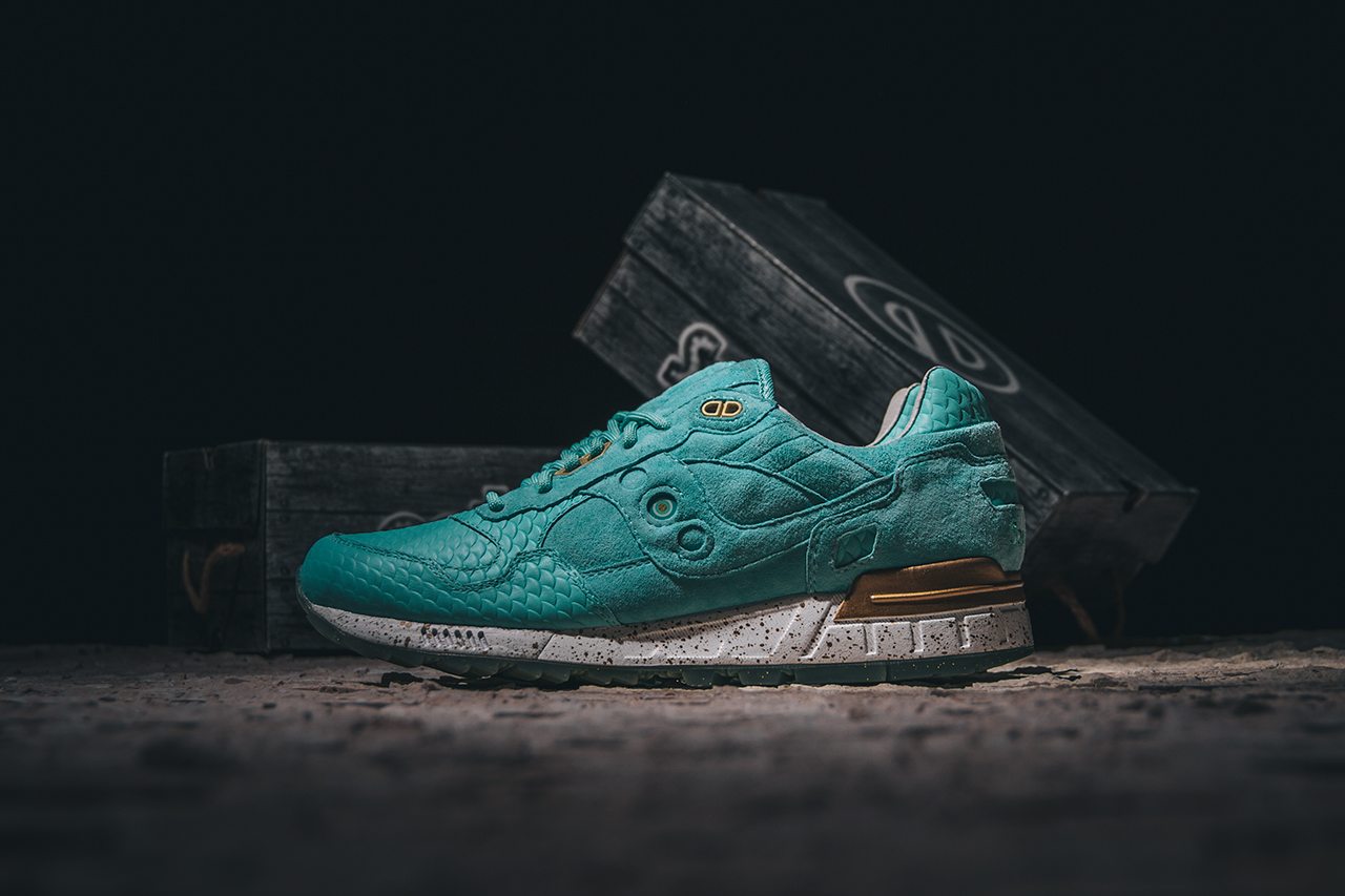 Epitome x Saucony Shadow 5000 Righteous Man 1
