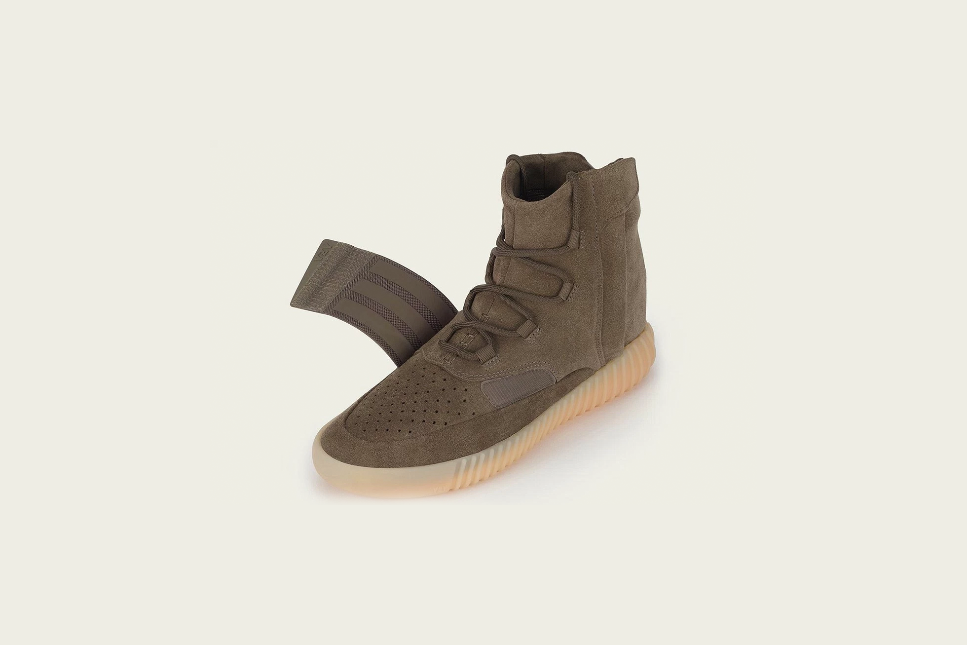 adidas Yeezy Boost 750 Brown 3