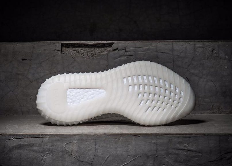 adidas Yeezy Boost 350 V2 White Release Infos SNKR