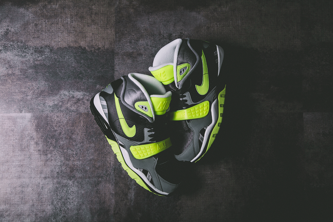 Nike-Air-Trainer-SC-II-Black-Volt-Cool-Grey-1