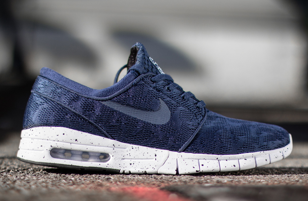 Nike-SB-Stefan-Janoski-Max-Midnight-Navy-3