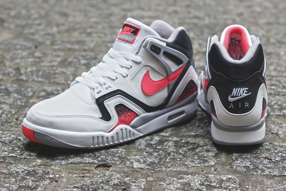 Nike-Air-Tech-Challenge-II-Hot-Lava-1