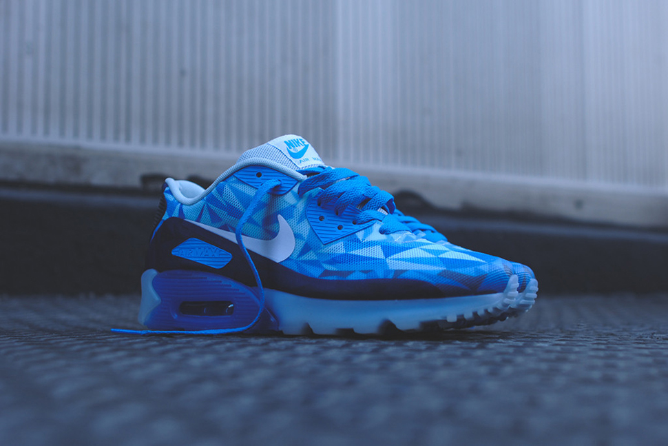 Nike Air Max 90 ICE Barely Blue 1