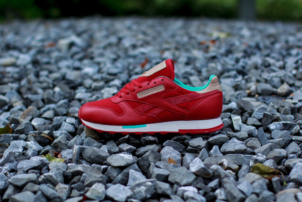 Reebok CL Leather Utility Red Teal 1