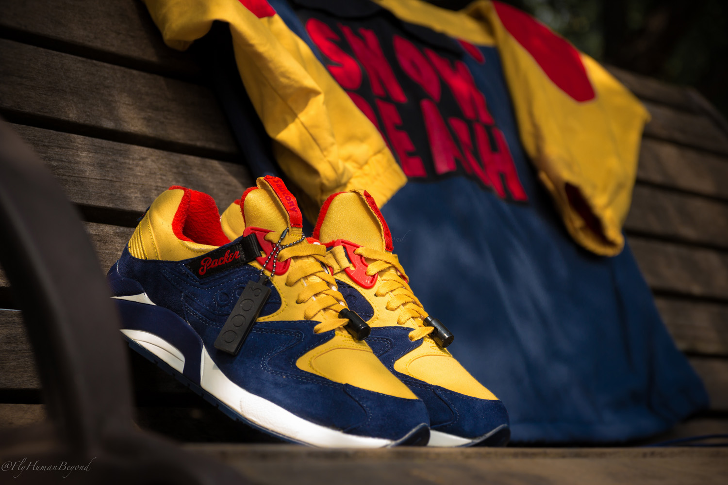 Packer Shoes x Saucony Grid 9000 Snow Beach 1