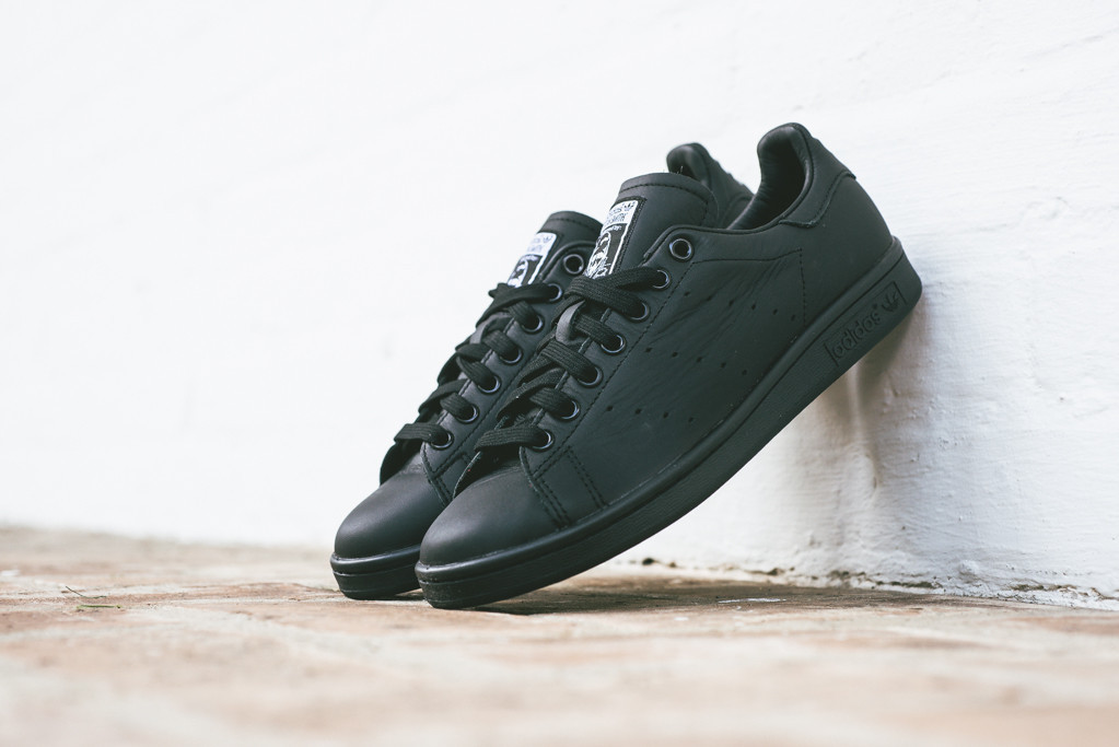 Pharell Williams x adidas Stan Smith Solid Pack Black 1