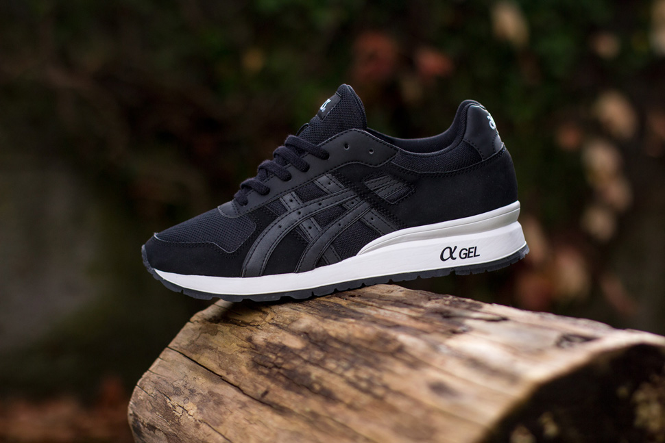 Asics Black White Pack 1